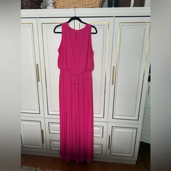 BCGBGMaxAzria Pink Maxi Dress - Picture 5 of 5